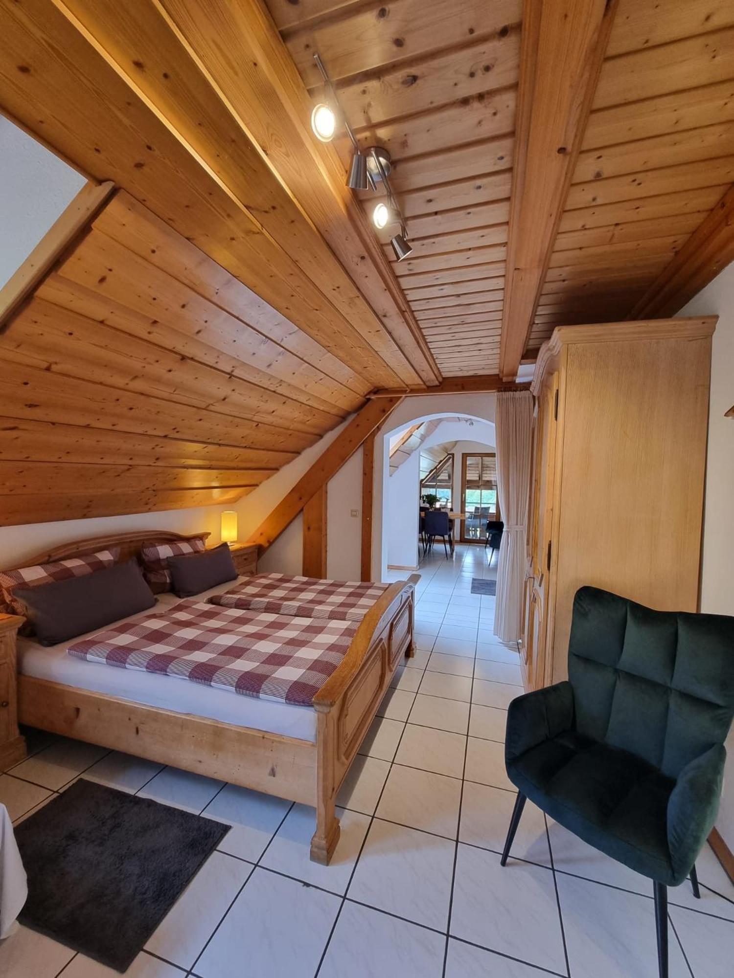 Ehrenmaettlehof Faisst Aparthotel Bad Peterstal-Griesbach Exterior photo